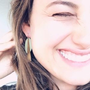 Meet your Posher, Megan